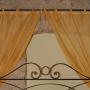 Camera con Letto a Baldacchino