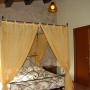 Camera con Letto a Baldacchino